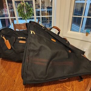 Hartman Suitbag And Carry On Black Quality Style Vintage Sophisticated Dapper.